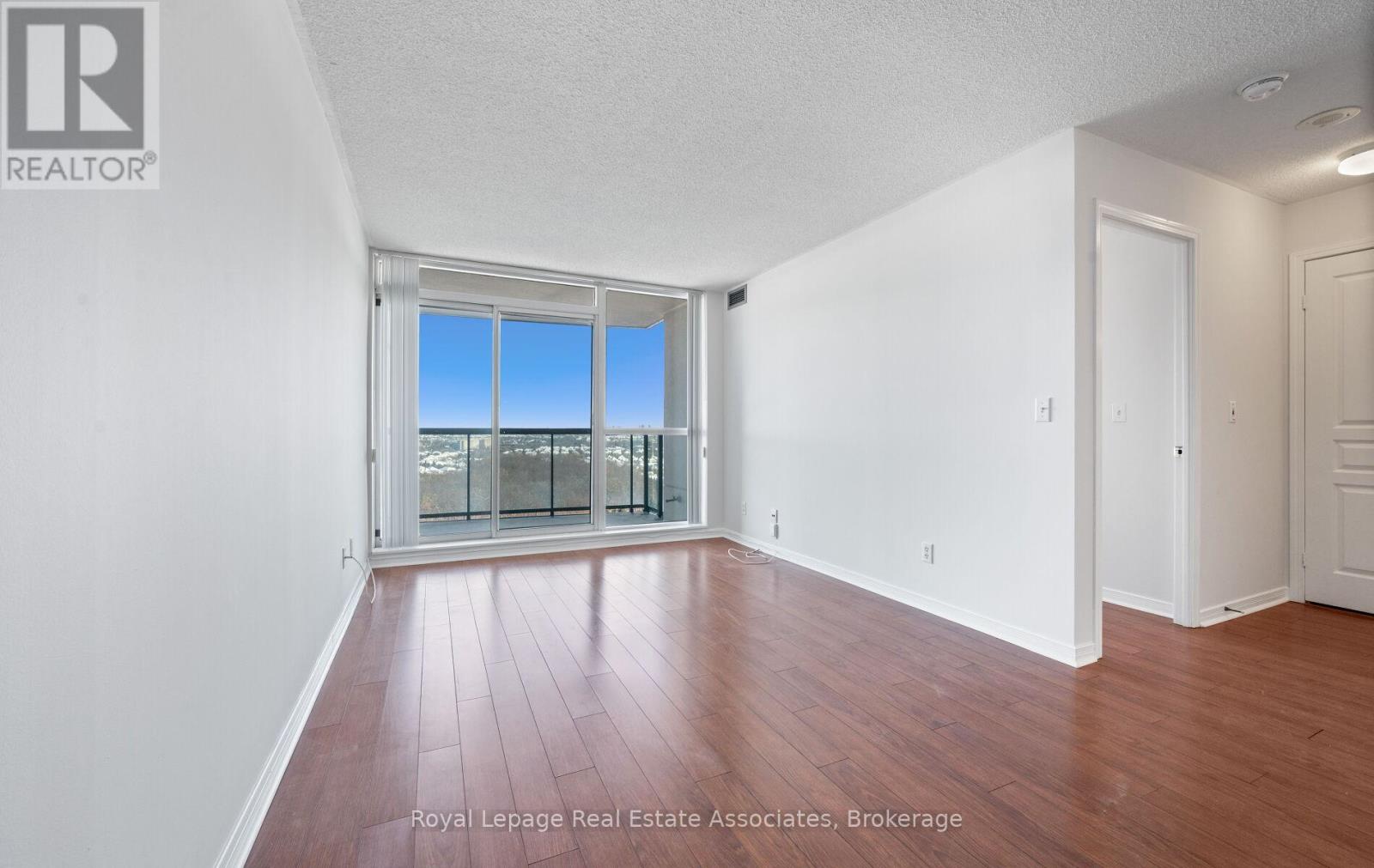 1713 - 2545 Erin Centre Boulevard, Mississauga, Ontario  L5M 6Z9 - Photo 11 - W12629940