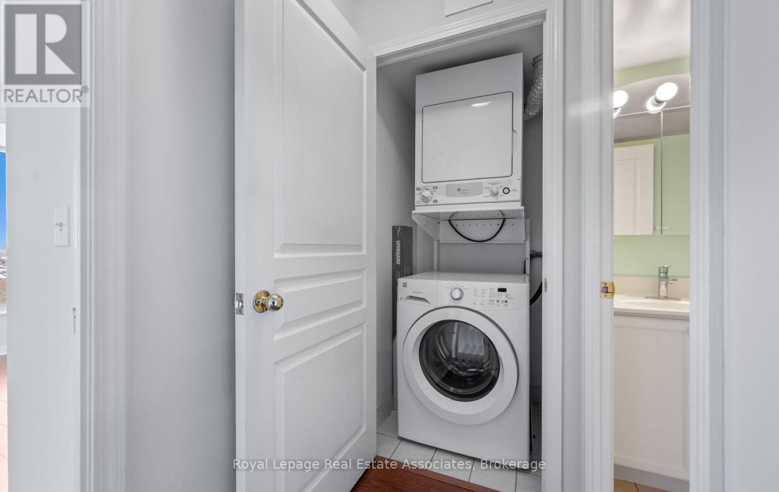 1713 - 2545 Erin Centre Boulevard, Mississauga, Ontario  L5M 6Z9 - Photo 24 - W12629940