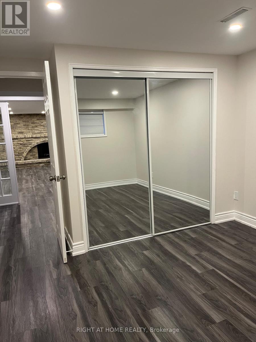 2380 Bridge Road, Oakville, Ontario  L6L 2G6 - Photo 14 - W12629942