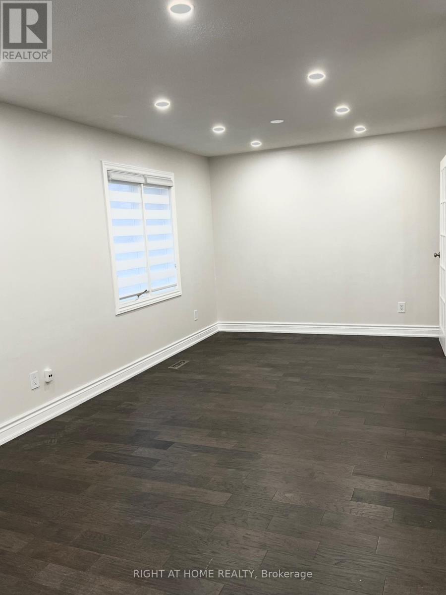 2380 Bridge Road, Oakville, Ontario  L6L 2G6 - Photo 15 - W12629942