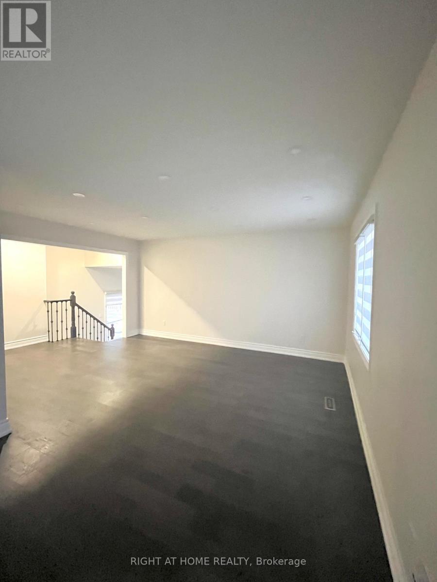 2380 Bridge Road, Oakville, Ontario  L6L 2G6 - Photo 5 - W12629942