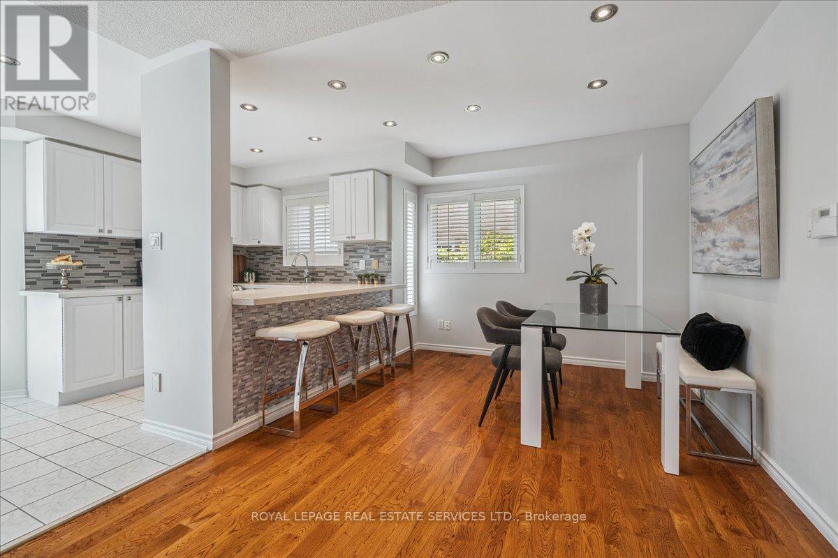 2365 Grand Ravine Drive, Oakville, Ontario  L6H 6A8 - Photo 13 - W12629976