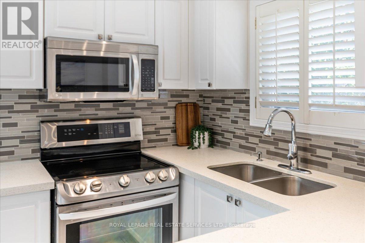 2365 Grand Ravine Drive, Oakville, Ontario  L6H 6A8 - Photo 19 - W12629976