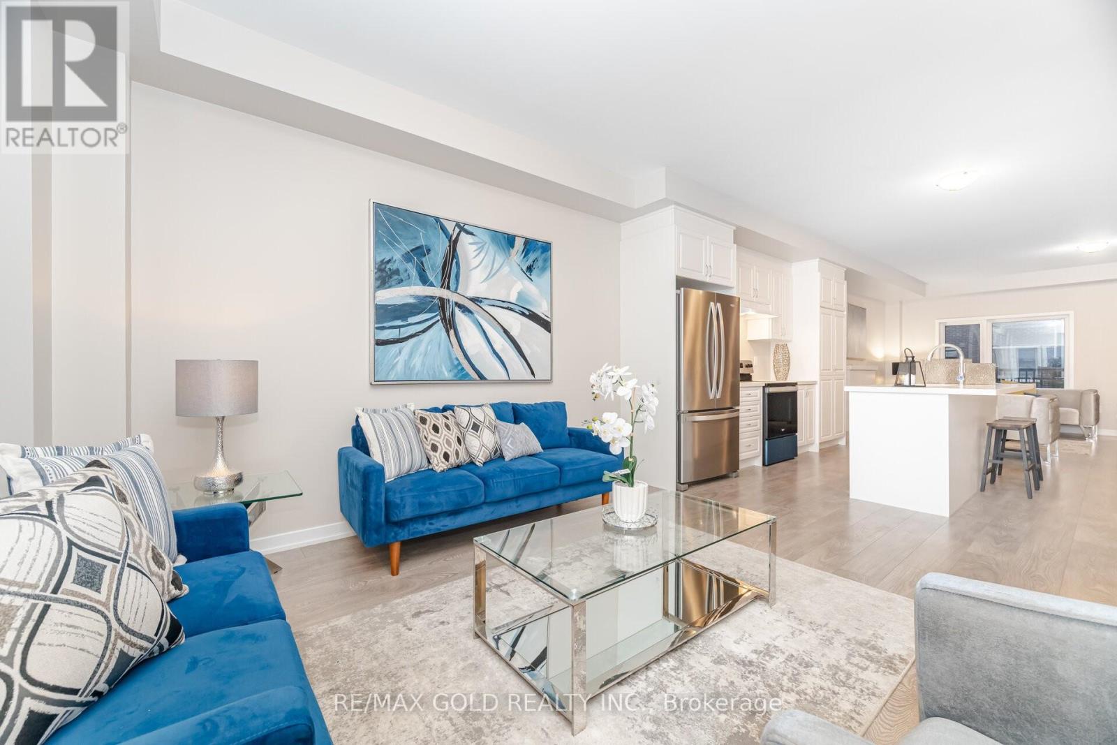 19 Lambert Lane, Caledon (Bolton East), Ontario  L7E 4M5 - Photo 4 - W12629978