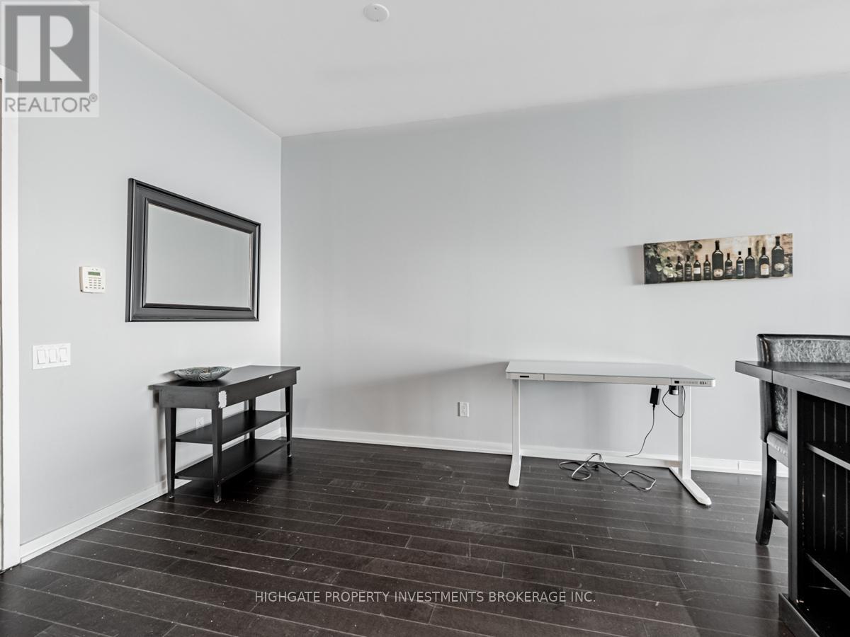 2602 - 103 The Queensway, Toronto (High Park-Swansea), Ontario  M6S 5B3 - Photo 4 - W12629980