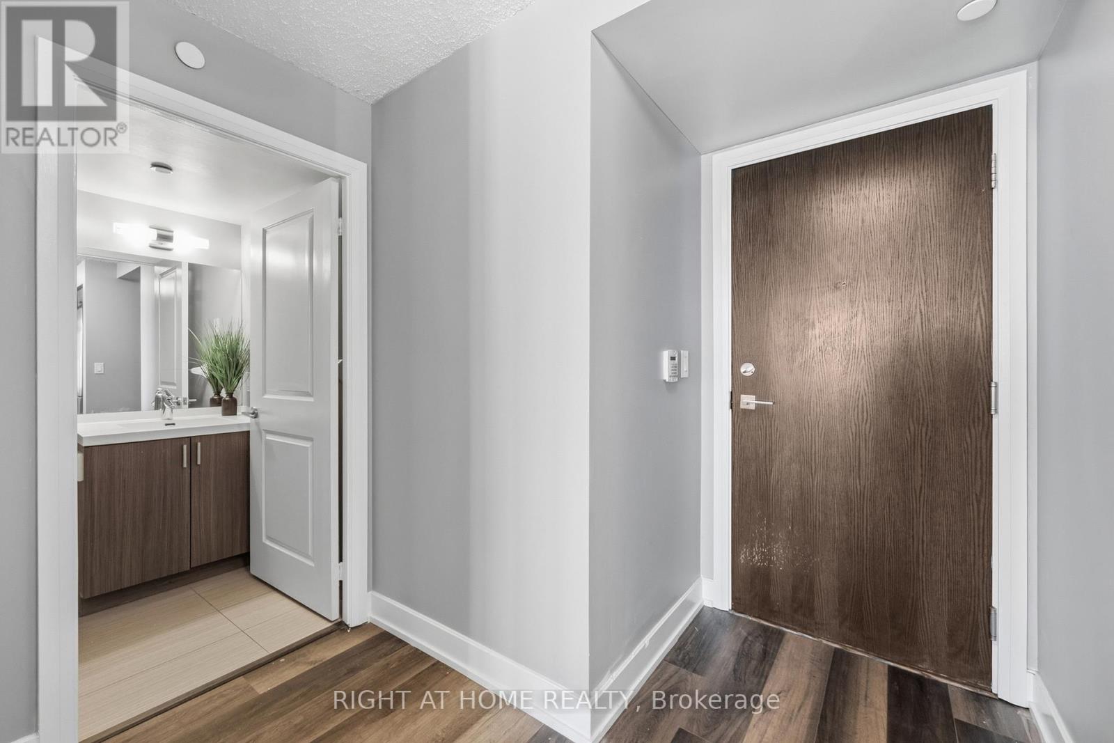 2103 - 6 Eva Road, Toronto, Ontario  M9C 0B1 - Photo 17 - W12629990