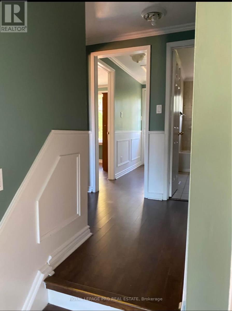 4 Duke Road, Brampton (Southgate), Ontario  L6T 3K1 - Photo 2 - W12630024