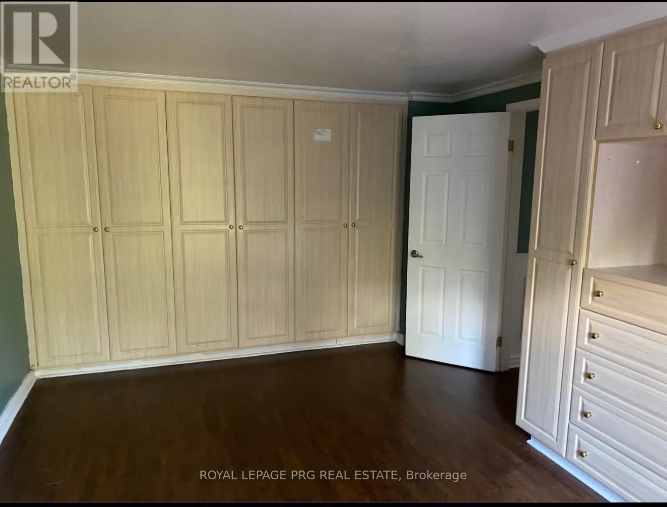 4 Duke Road, Brampton (Southgate), Ontario  L6T 3K1 - Photo 6 - W12630024