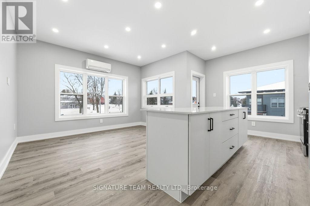 301 - 78a Queen Street, Bonnechere Valley, Ontario  K0J 1T0 - Photo 10 - X12630160