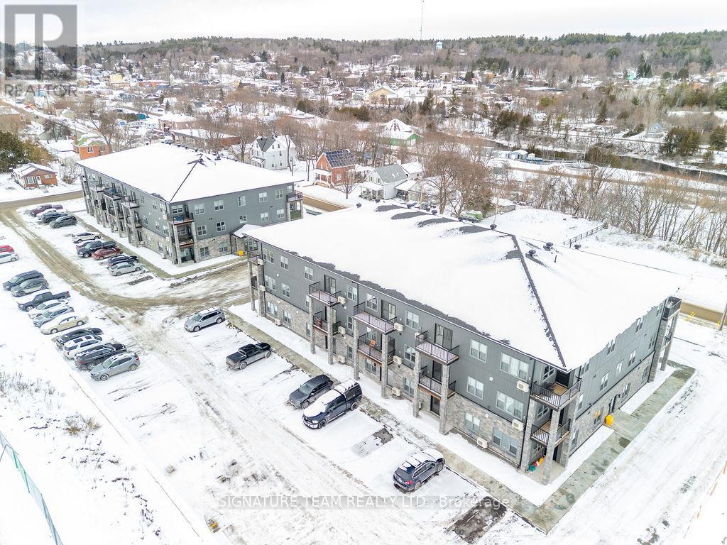 301 - 78a Queen Street, Bonnechere Valley, Ontario  K0J 1T0 - Photo 4 - X12630160