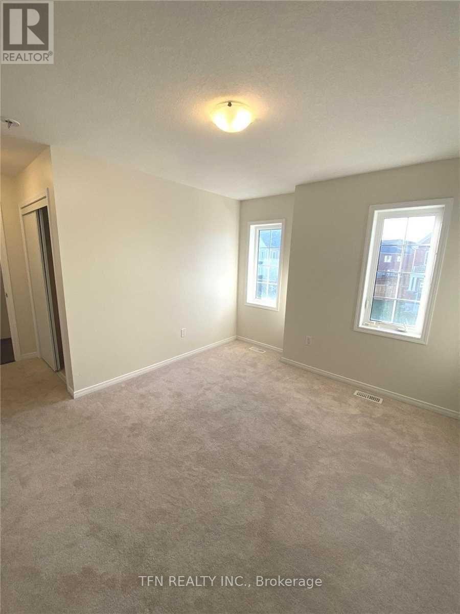 22 Mccargow Drive, Haldimand, Ontario  N3W 1V3 - Photo 11 - X12629974