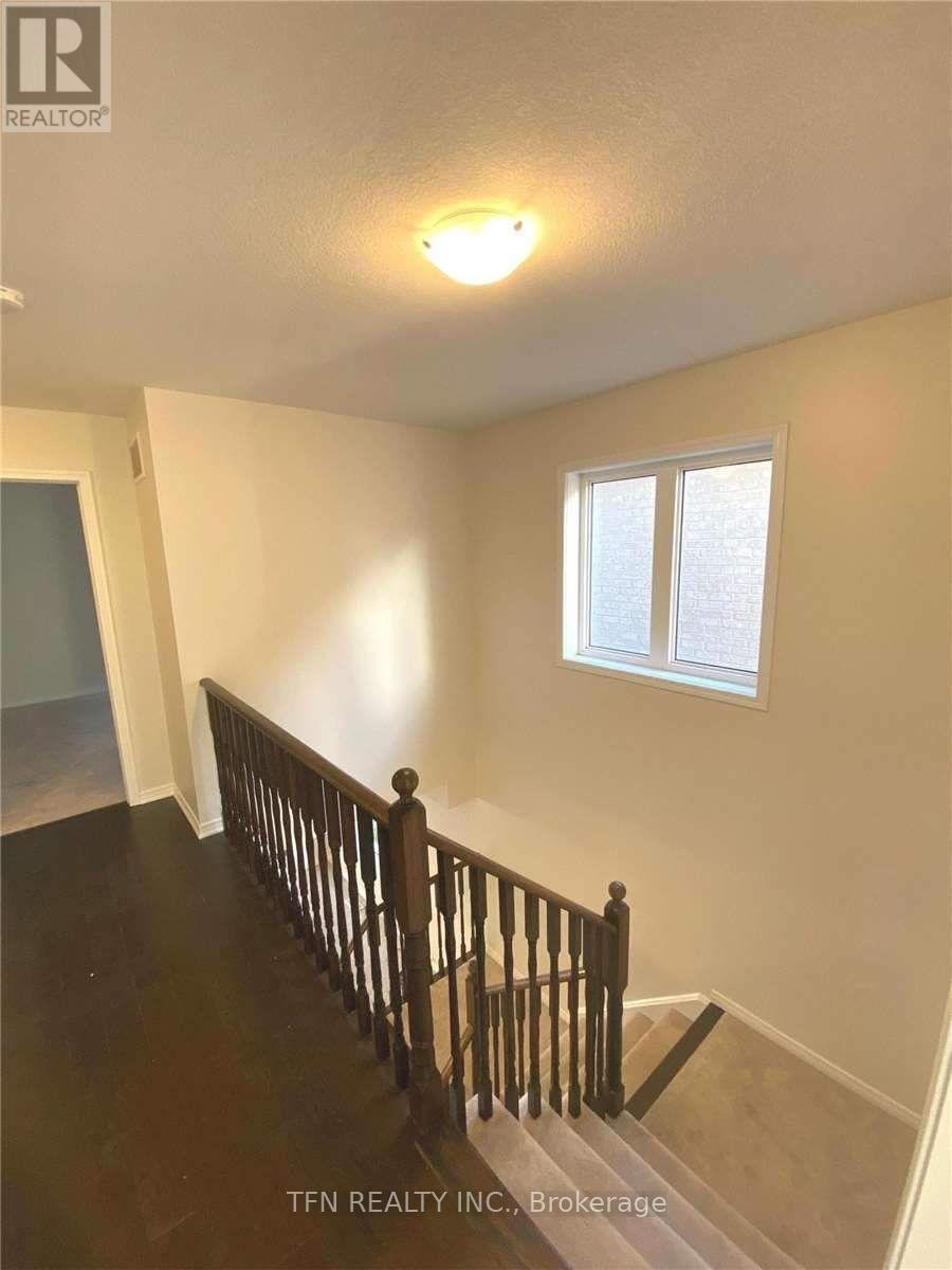 22 Mccargow Drive, Haldimand, Ontario  N3W 1V3 - Photo 15 - X12629974