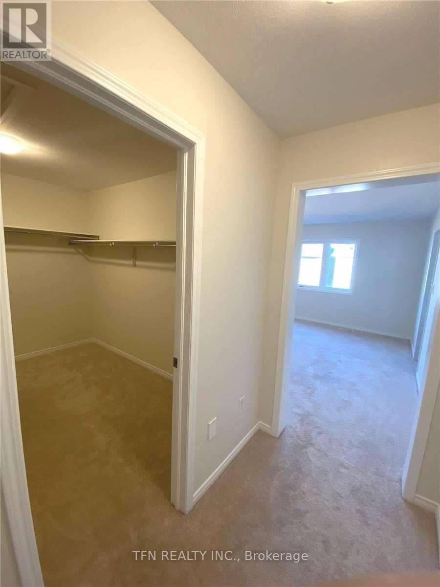 22 Mccargow Drive, Haldimand, Ontario  N3W 1V3 - Photo 5 - X12629974