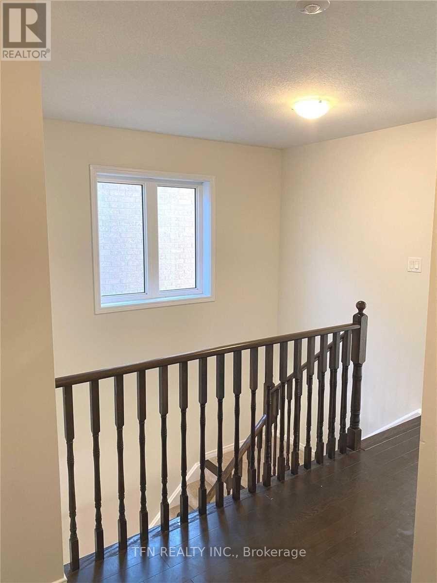 22 Mccargow Drive, Haldimand, Ontario  N3W 1V3 - Photo 8 - X12629974