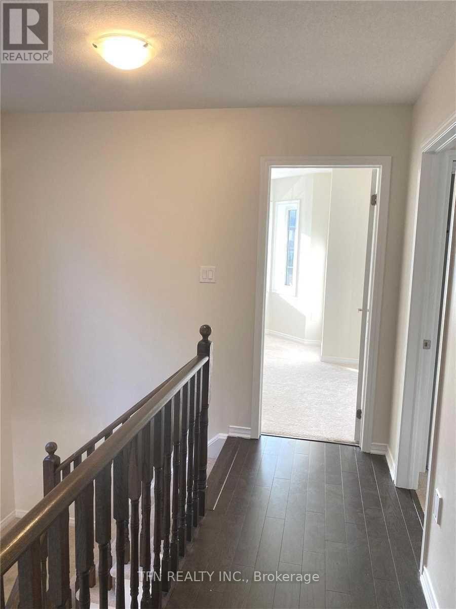 22 Mccargow Drive, Haldimand, Ontario  N3W 1V3 - Photo 9 - X12629974