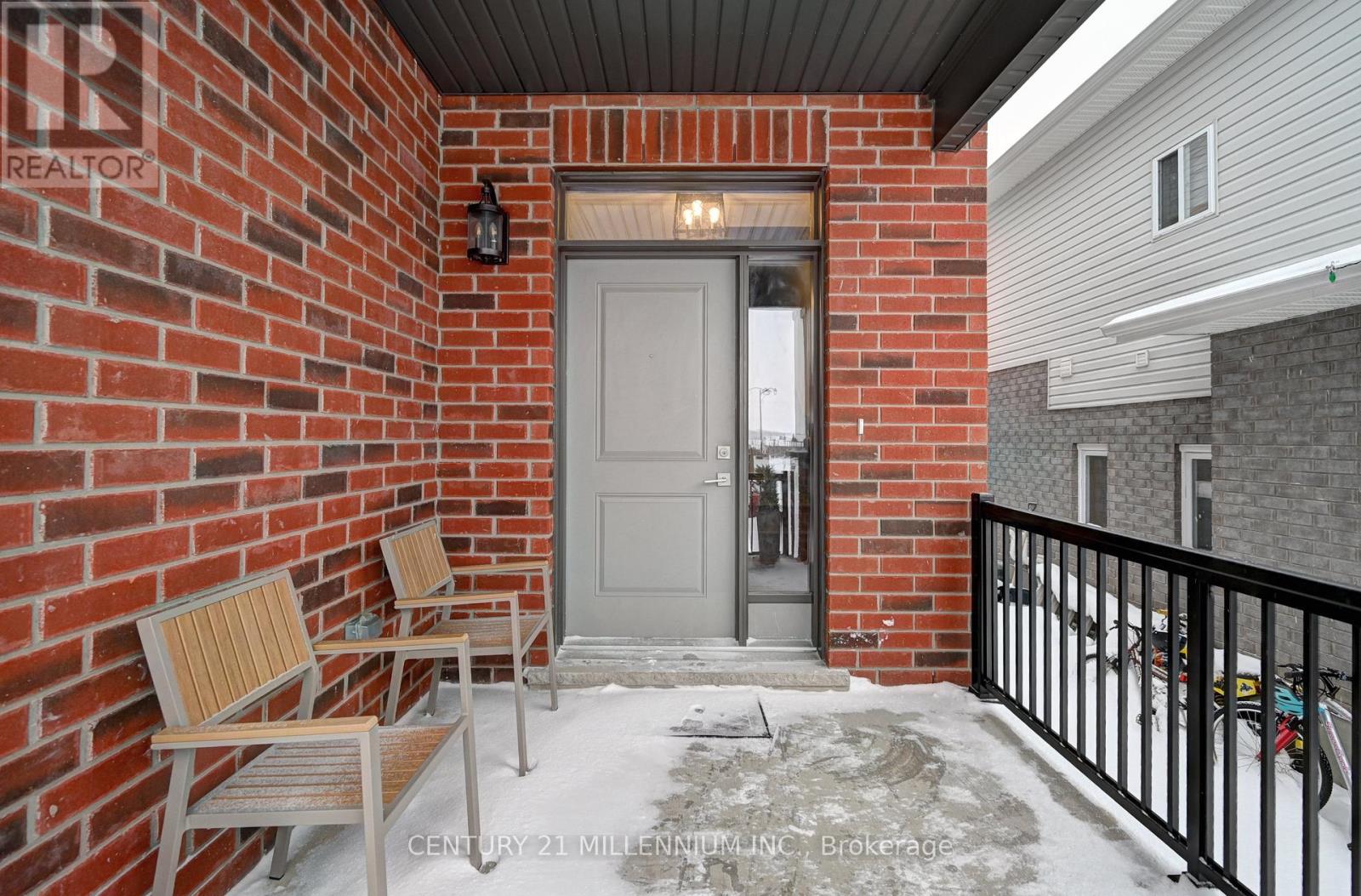 138 Woodberry Crescent, Woolwich, Ontario  N3B 0E5 - Photo 3 - X12629996