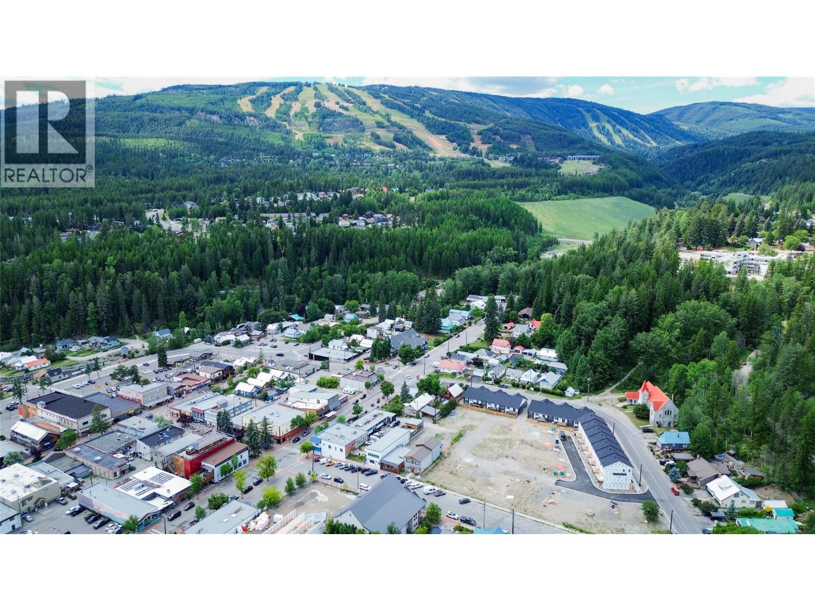 20 Kimberley Avenue, Kimberley, British Columbia V1A 2J3 - Photo 11 - 10371047