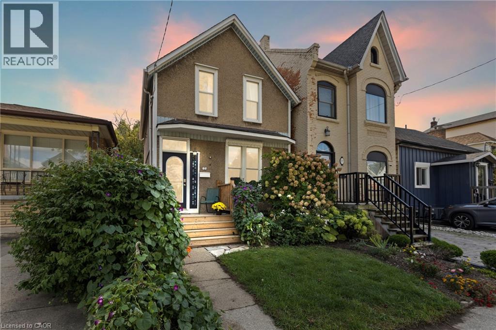 25 CHATHAM Street, Hamilton, Ontario