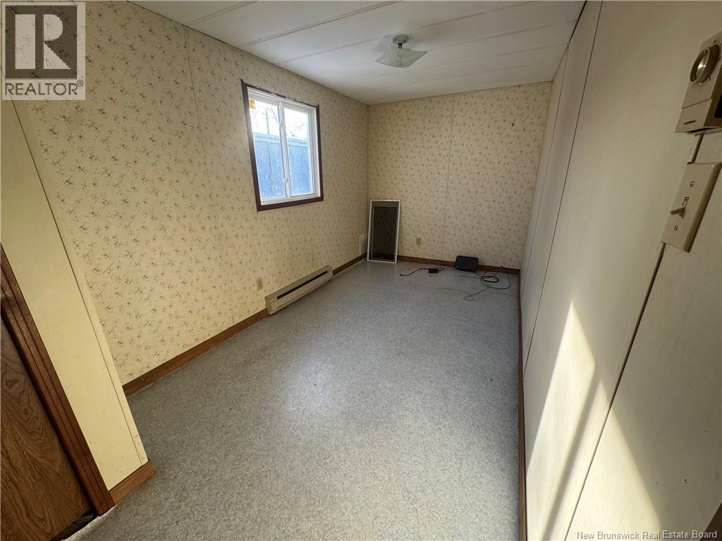 12 Poulin Drive, Woodstock, New Brunswick E7M 2L8 - Photo 17 - NB131236