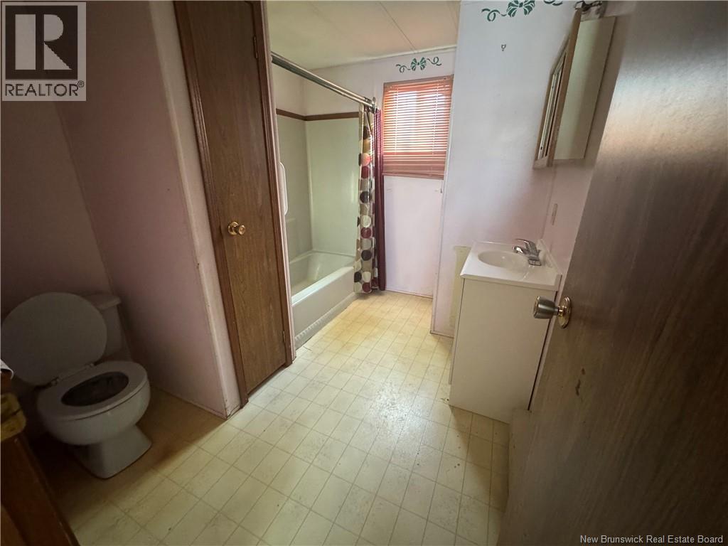 12 Poulin Drive, Woodstock, New Brunswick E7M 2L8 - Photo 19 - NB131236