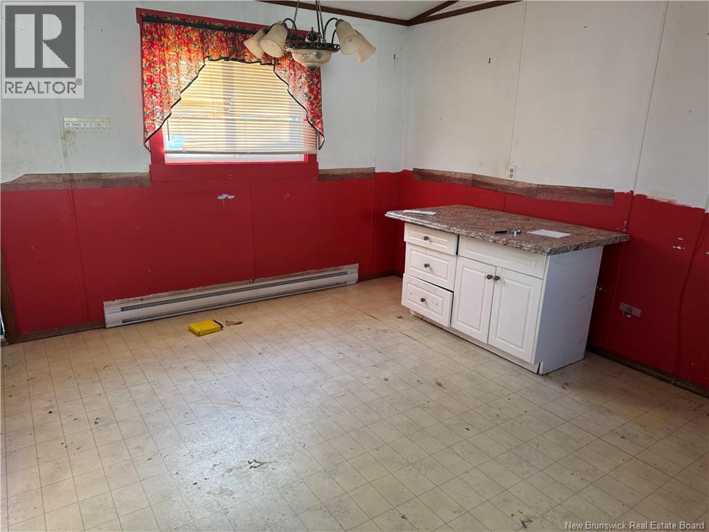 12 Poulin Drive, Woodstock, New Brunswick E7M 2L8 - Photo 5 - NB131236