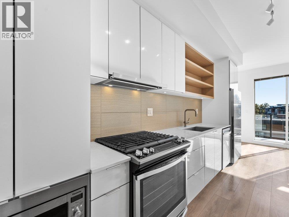 509 725 Marine Drive, North Vancouver, British Columbia  V7M 0G2 - Photo 3 - R3069002