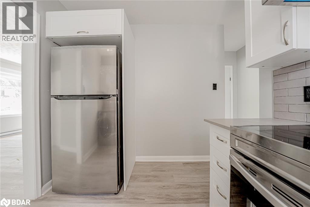 76 John Street Unit# 3, Barrie, Ontario  L4N 2K3 - Photo 3 - 40793716