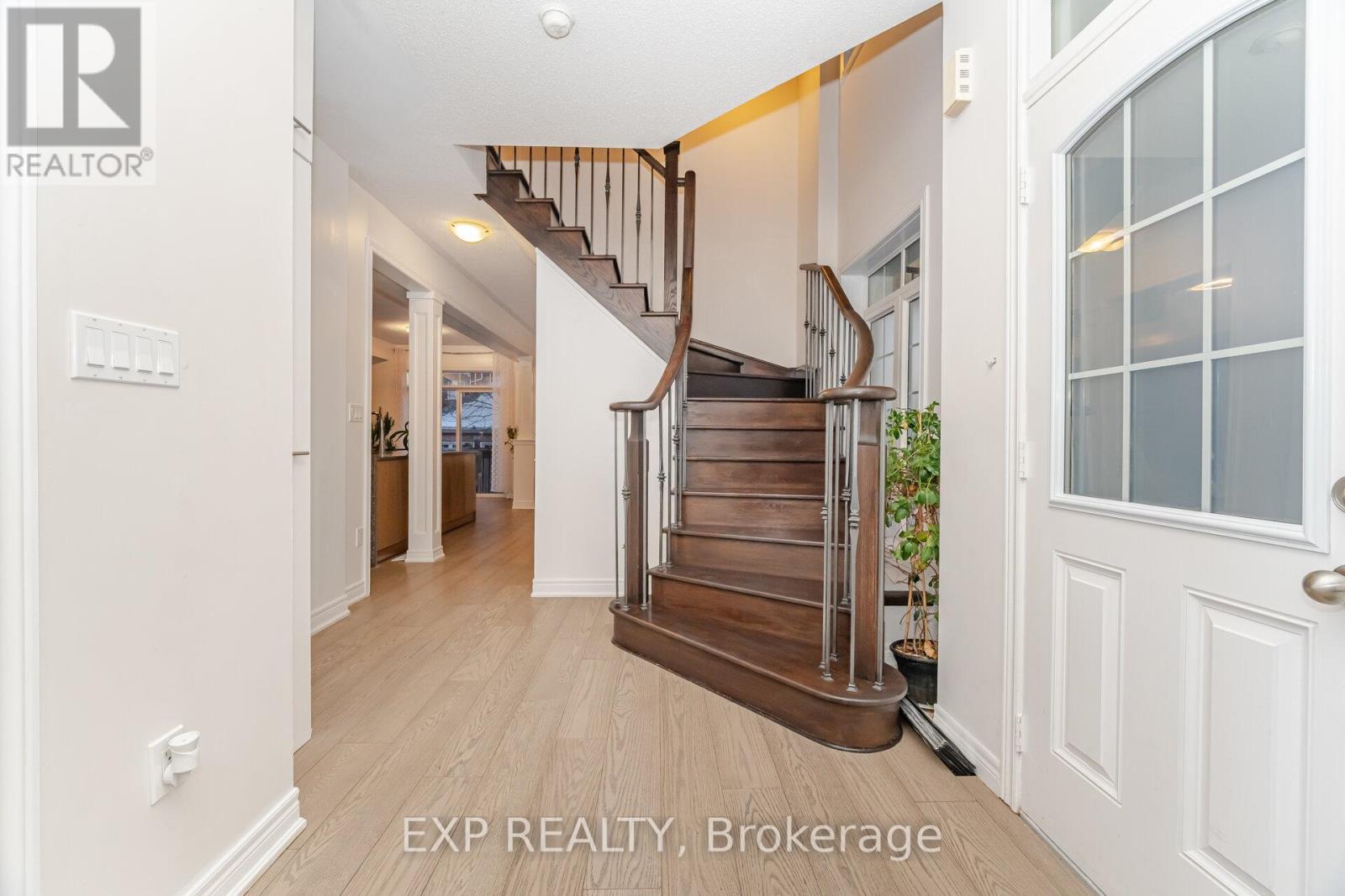 70 Hopewell Street, Vaughan, Ontario  L4H 3Y2 - Photo 7 - N12593492