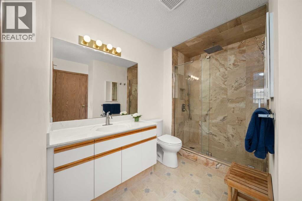 9473 Hidden Valley Drive Nw, Calgary, Alberta  T3A 5S9 - Photo 22 - A2273809