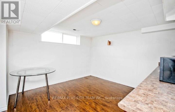 Bsmt - 31 Romulus Drive, Toronto (Bendale), Ontario  M1K 4C1 - Photo 3 - E12630126