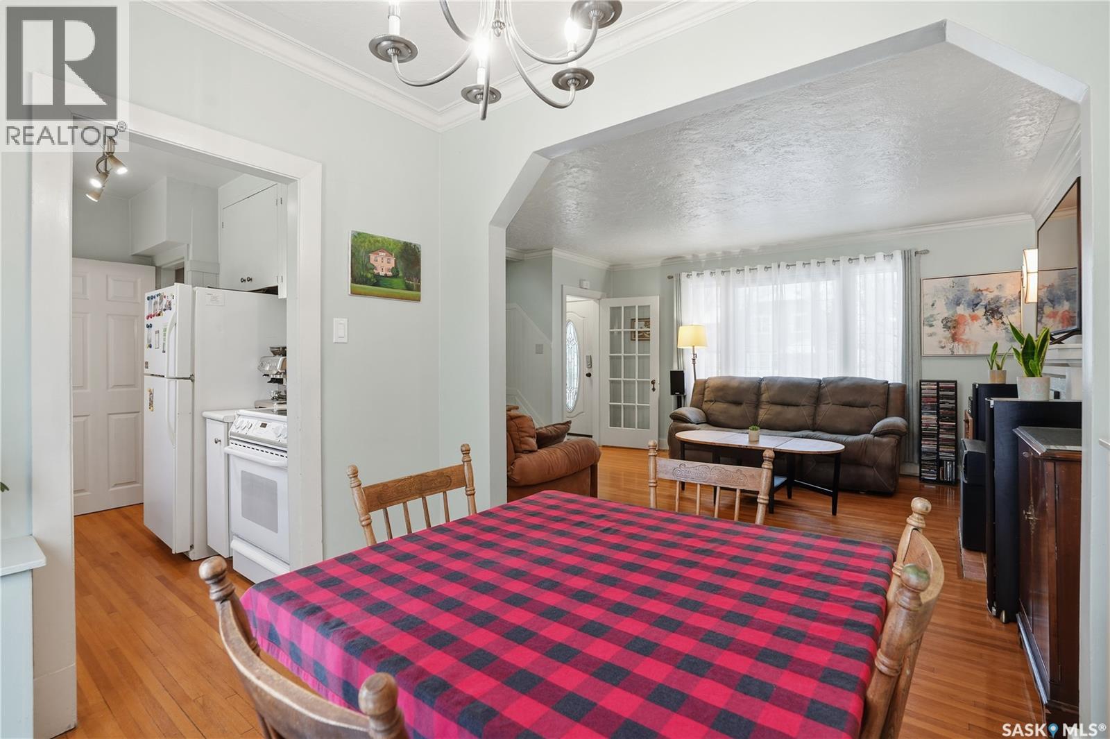 2221 Athol Street, Regina, Saskatchewan  S4T 3G2 - Photo 11 - SK025535