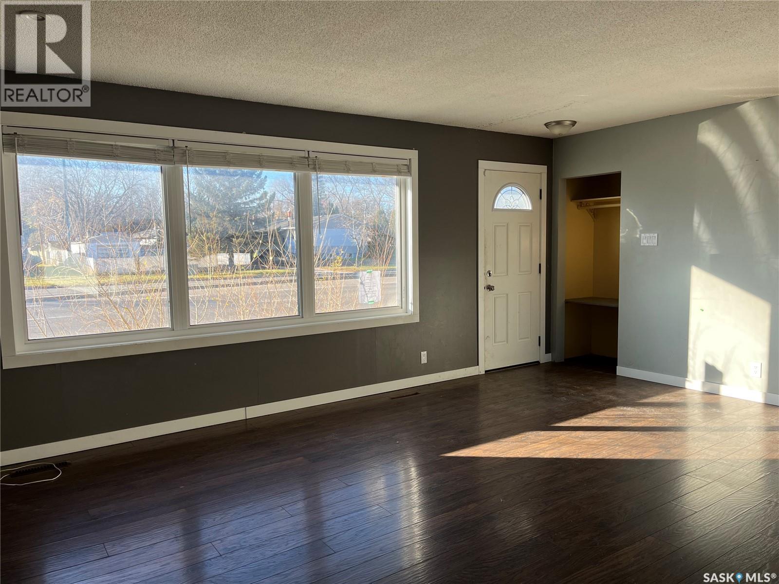 165 Pasqua Street N, Regina, Saskatchewan  S4R 4N3 - Photo 6 - SK025533