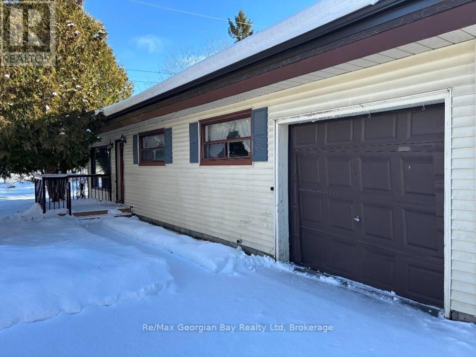 1 GRAY STREET, Severn, Ontario