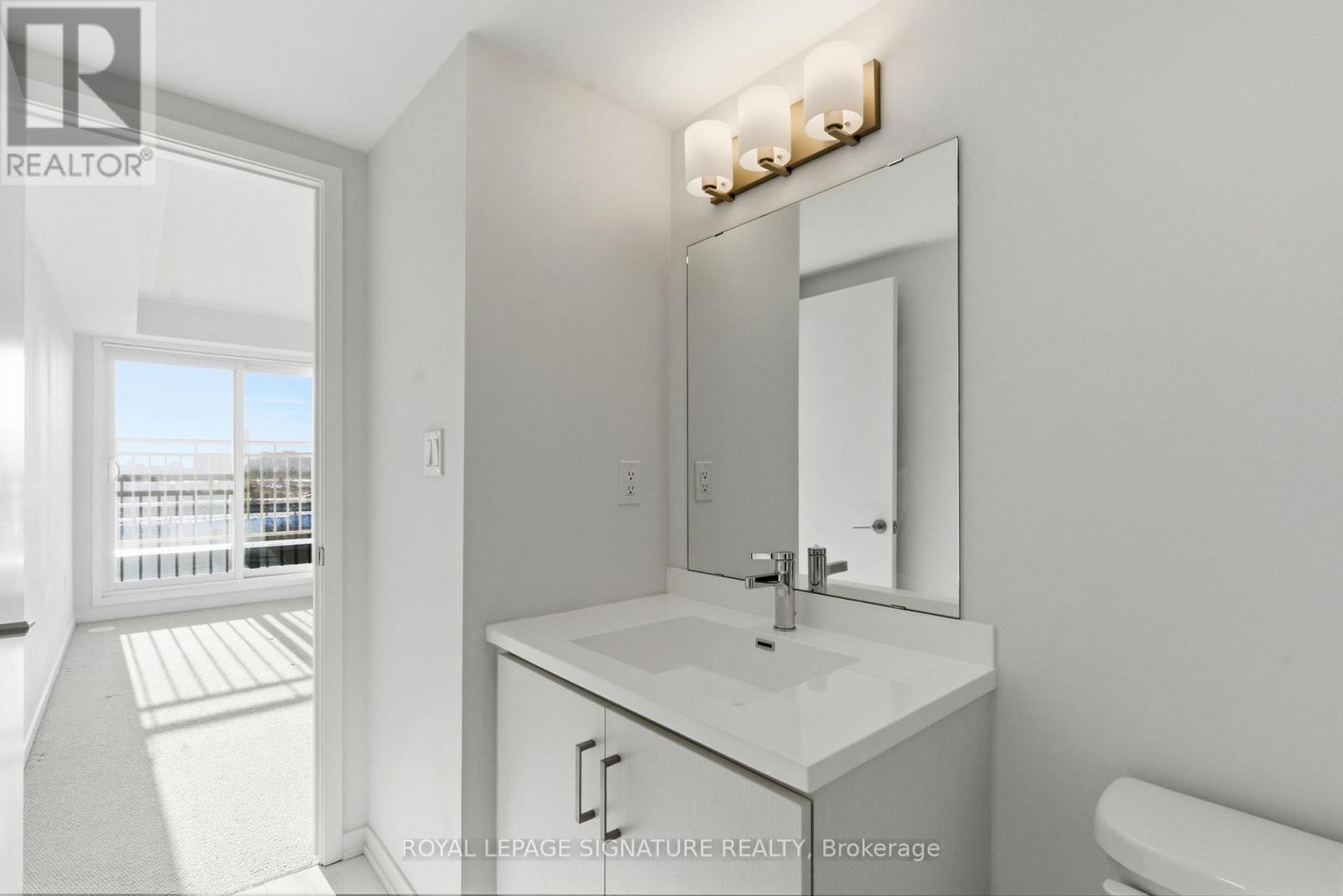 275 - 150 Honeycrisp Crescent, Vaughan, Ontario  L4K 0N7 - Photo 13 - N12630078