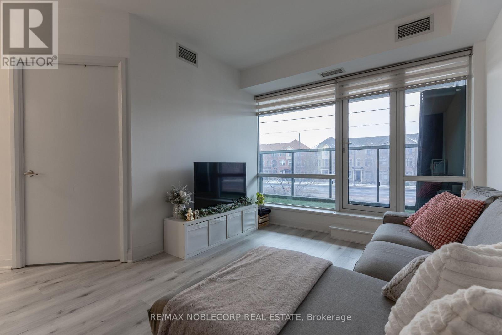 232 - 4800 Highway 7, Vaughan, Ontario  L4L 1H8 - Photo 11 - N12630140