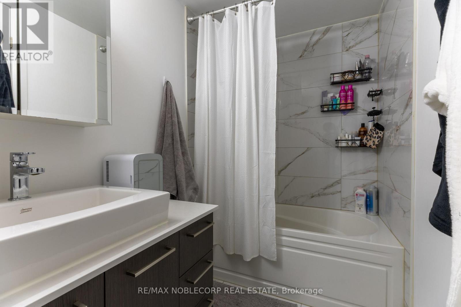 232 - 4800 Highway 7, Vaughan, Ontario  L4L 1H8 - Photo 15 - N12630140