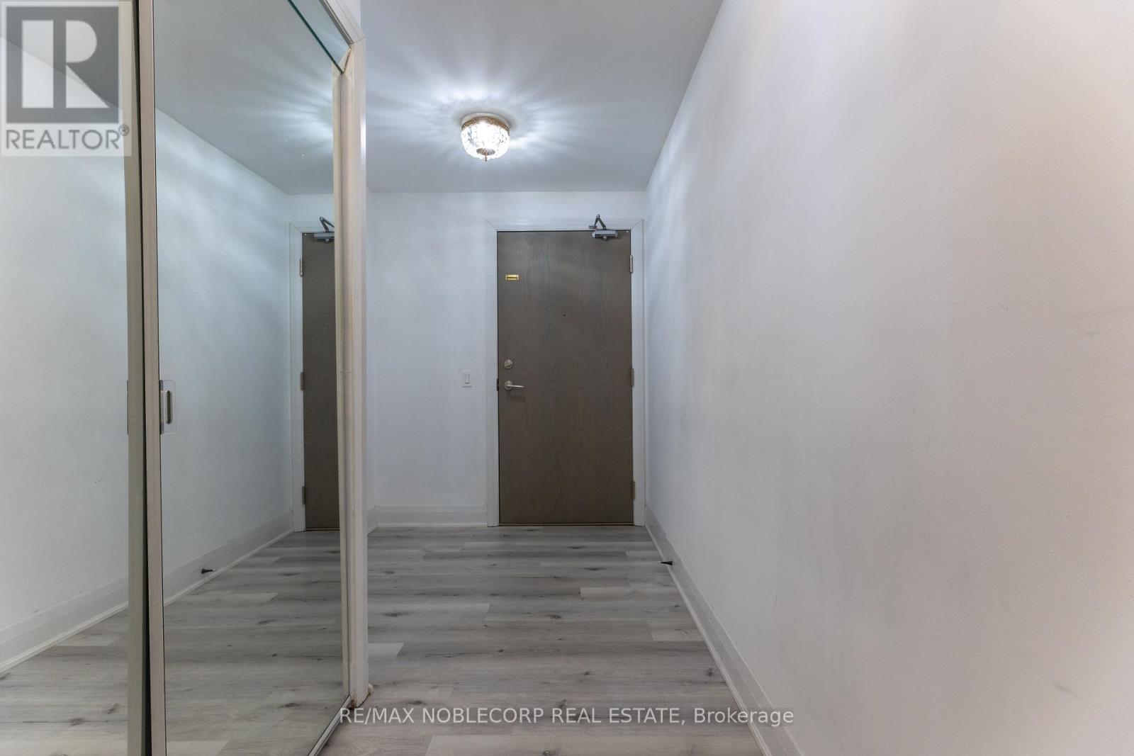 232 - 4800 Highway 7, Vaughan, Ontario  L4L 1H8 - Photo 7 - N12630140