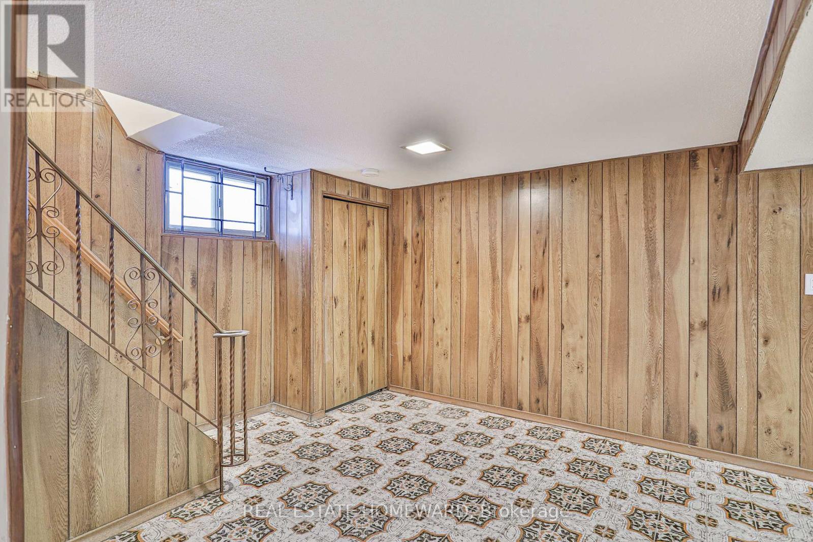 Lower - 104 Crestwood Road, Vaughan, Ontario  L4J 1A6 - Photo 4 - N12630166