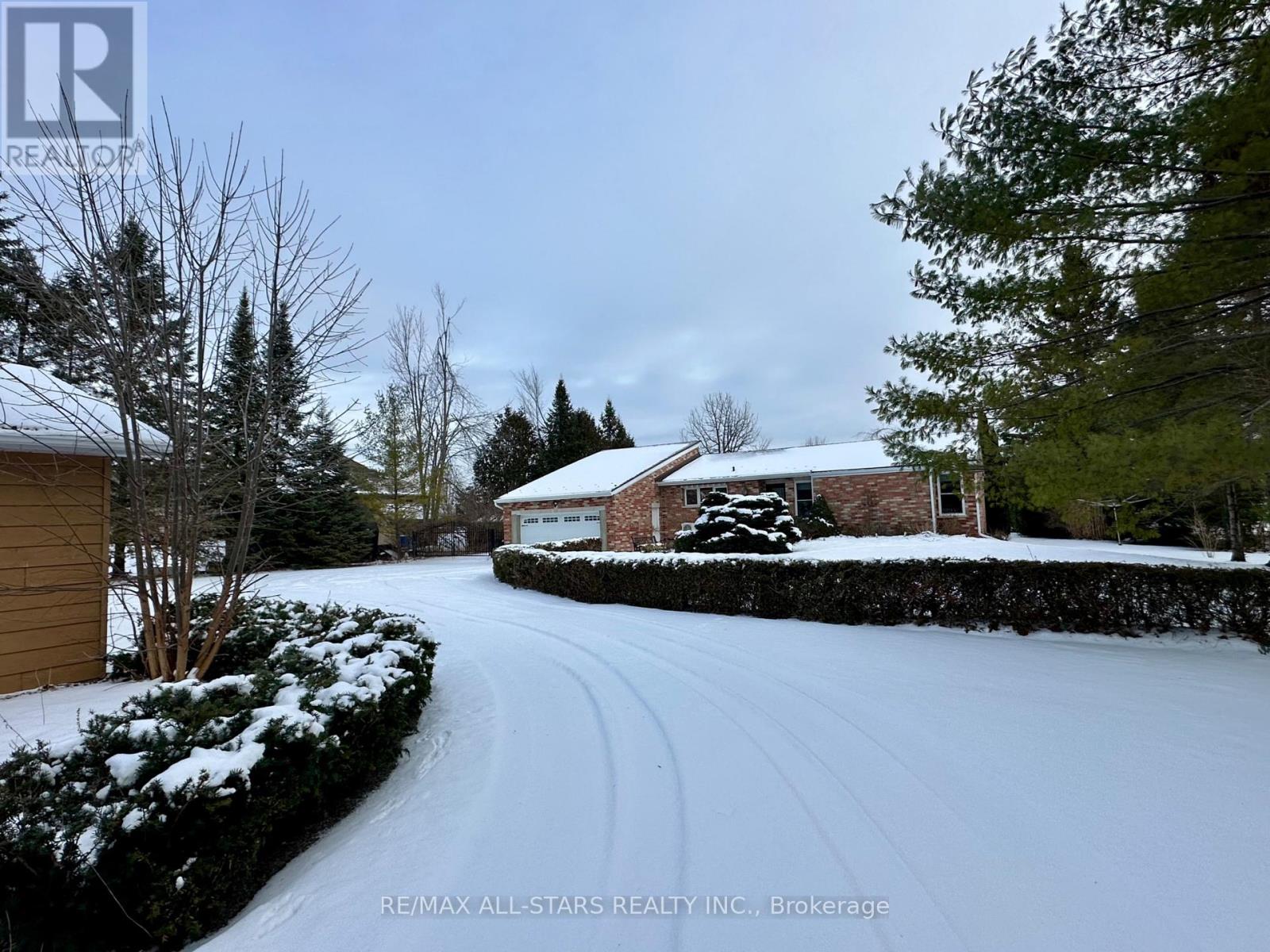 321 RABYS SHORE DRIVE, Kawartha Lakes, Ontario