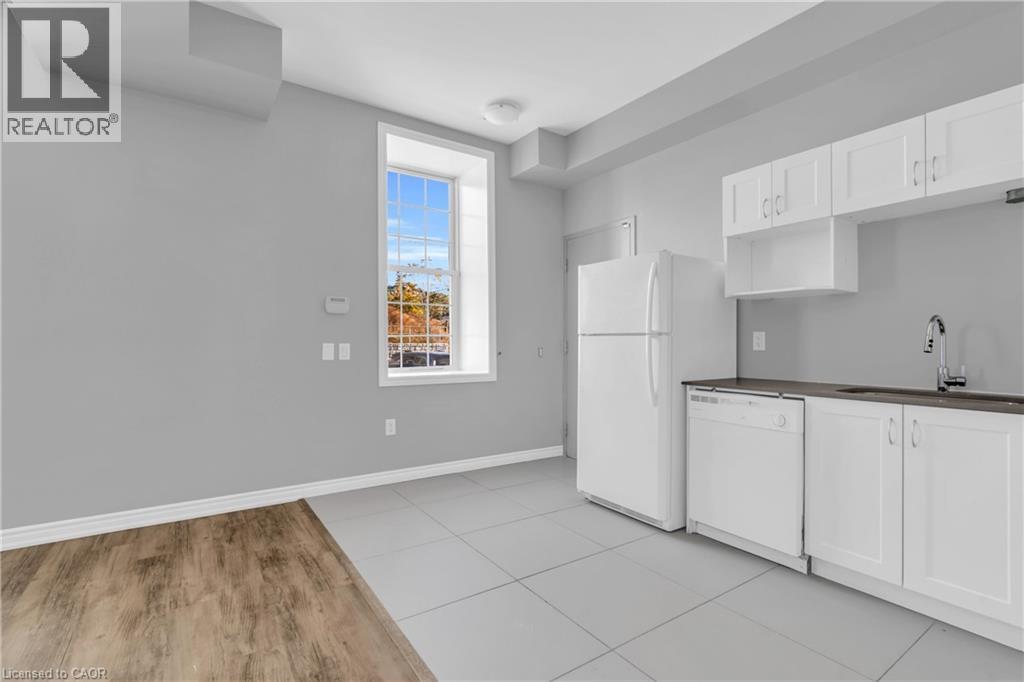 58 Beverly Street Unit# 107, Cambridge, Ontario  N1R 3Z7 - Photo 3 - 40793452