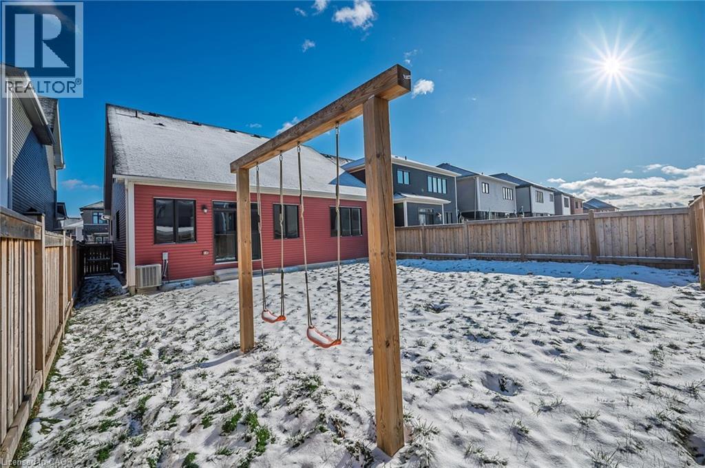 11 Frontier Drive, Thorold, Ontario  L2V 0K3 - Photo 36 - 40786838