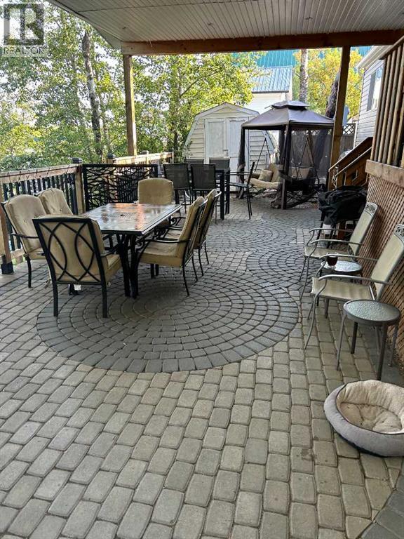 44 Clear Lake, Rural Wainwright No. 61, Alberta T9W 1K0 - Photo 12 - A2188010