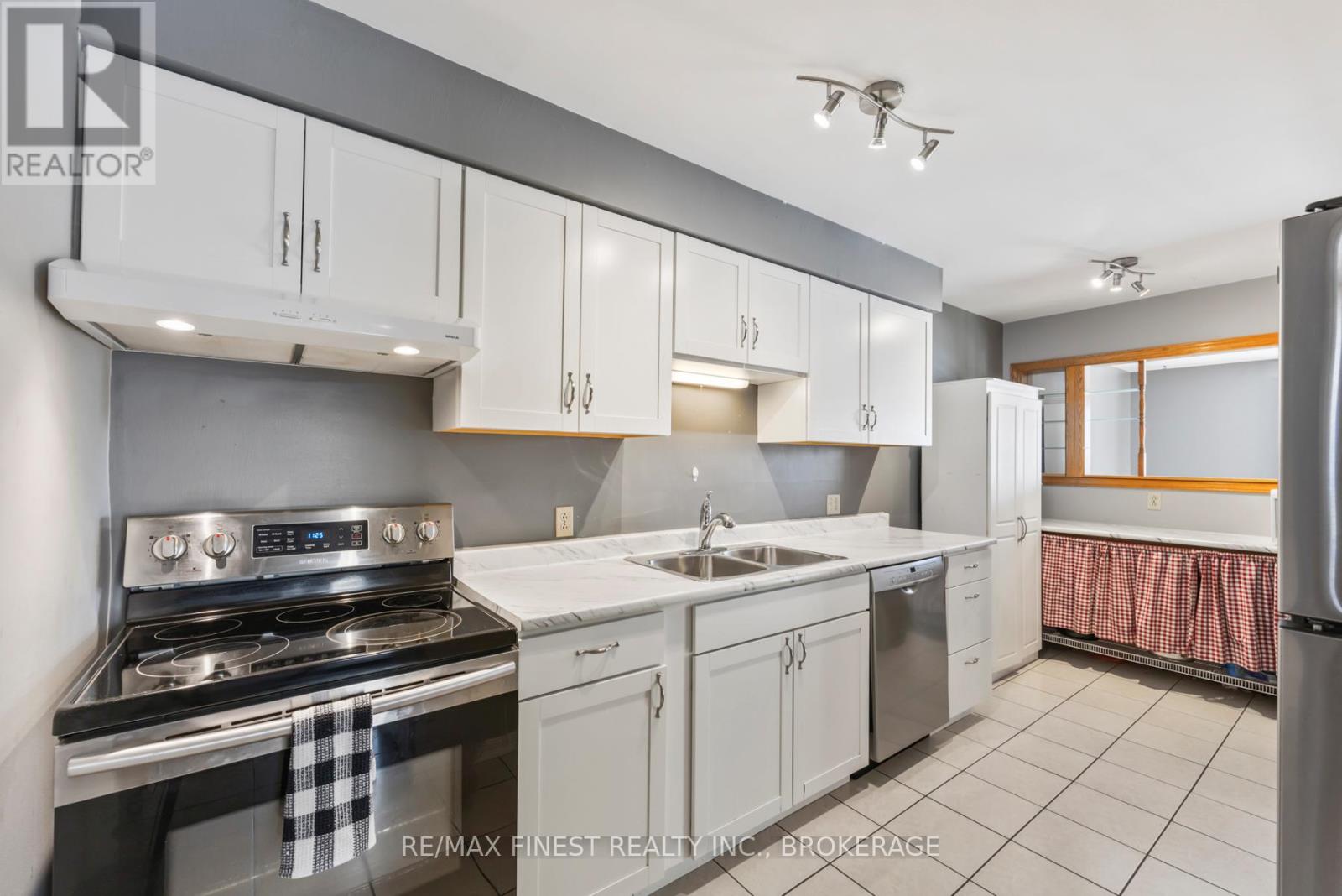 1119 Basswood Place, Kingston, Ontario K7P 1K4 - Photo 17 - X12630270