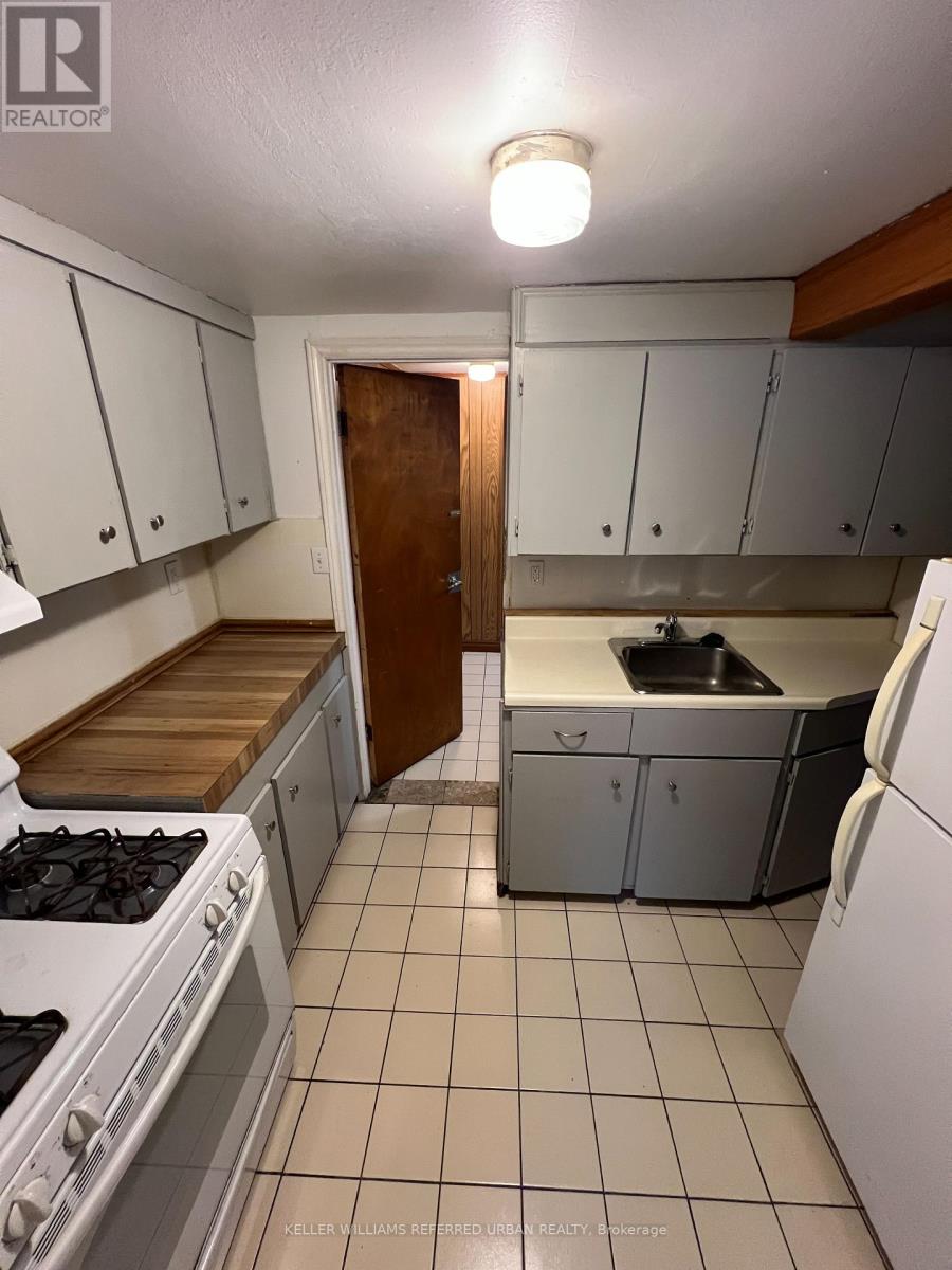 Basement 2 - 9 Dalbeattie Avenue, Toronto, Ontario  M9N 2Y4 - Photo 6 - W12630086