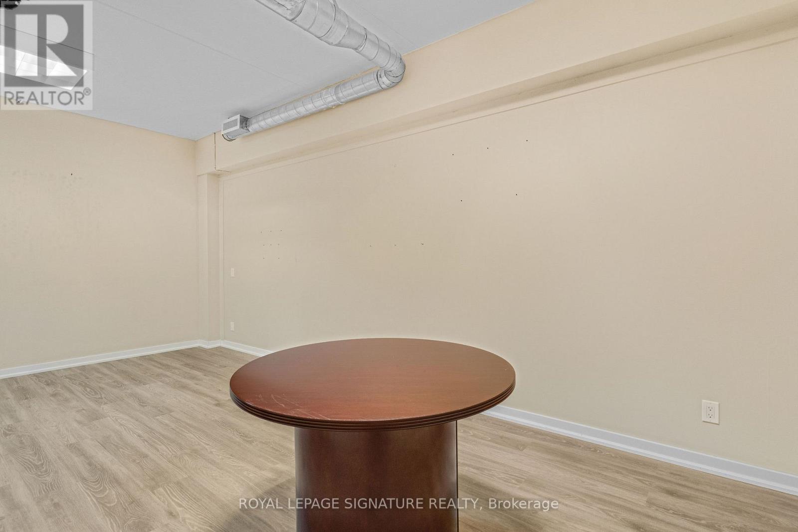 Suite 1 - 126 Trafalgar Road, Oakville (Oo Old Oakville), Ontario  L6J 3G5 - Photo 23 - W12630104