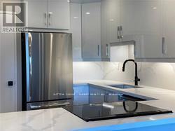 503 - 15 Elizabeth Road, Mississauga, Ontario  L5G 2Z3 - Photo 5 - W12630136