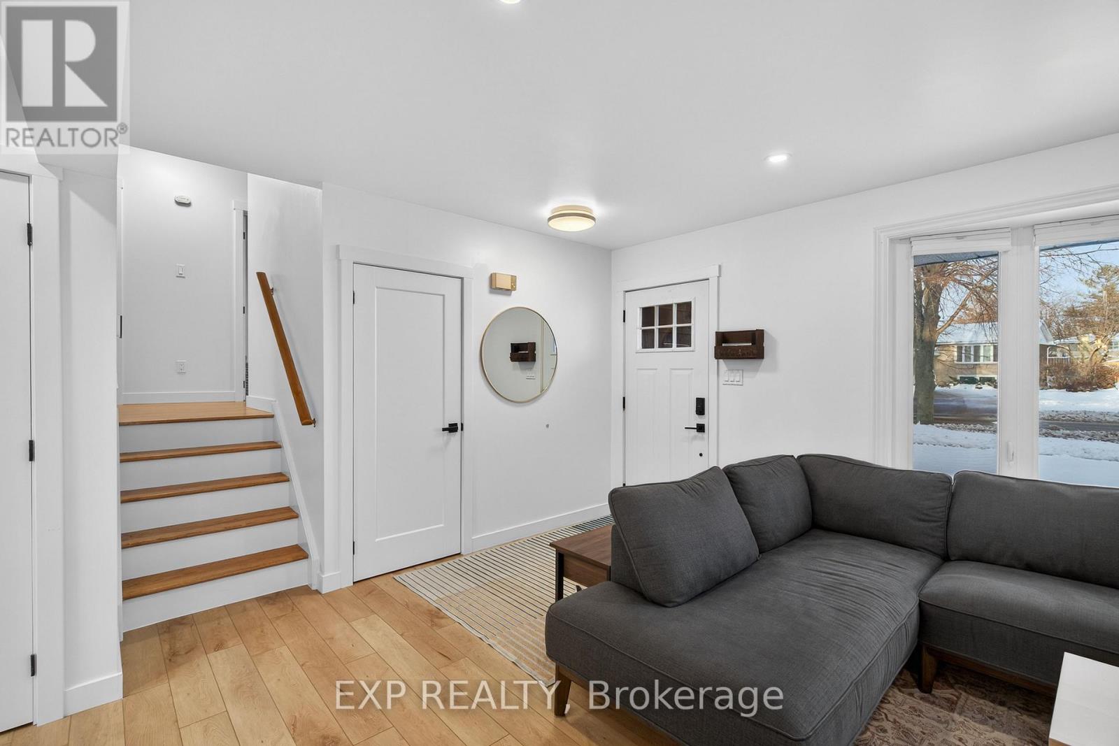 30 Queen Mary Road, Kingston, Ontario  K7M 2A4 - Photo 4 - X12630210