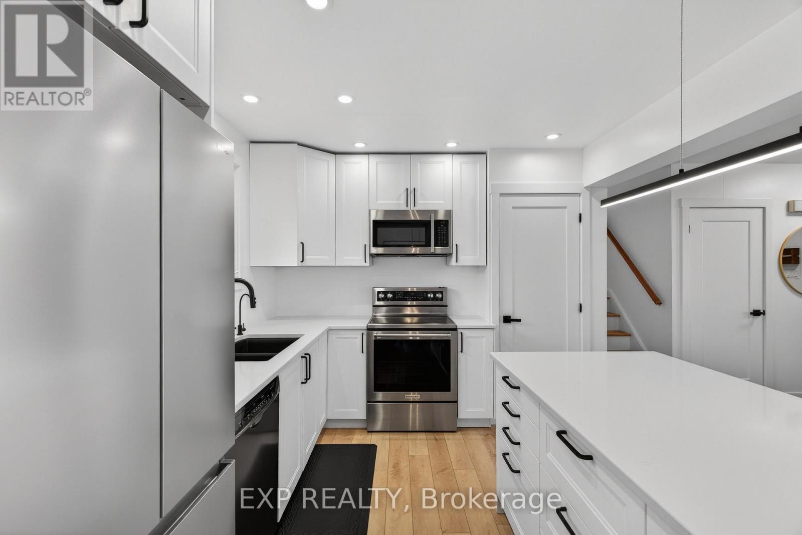 30 Queen Mary Road, Kingston, Ontario  K7M 2A4 - Photo 6 - X12630210