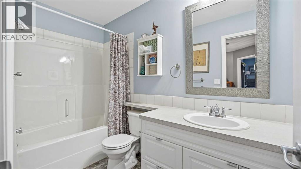 1, 2 Hinshaw Drive, Sylvan Lake, Alberta  T4S 2J2 - Photo 22 - A2272139