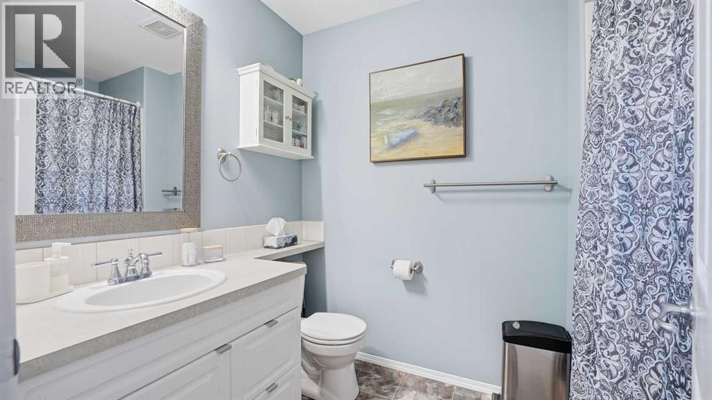 1, 2 Hinshaw Drive, Sylvan Lake, Alberta  T4S 2J2 - Photo 20 - A2272139